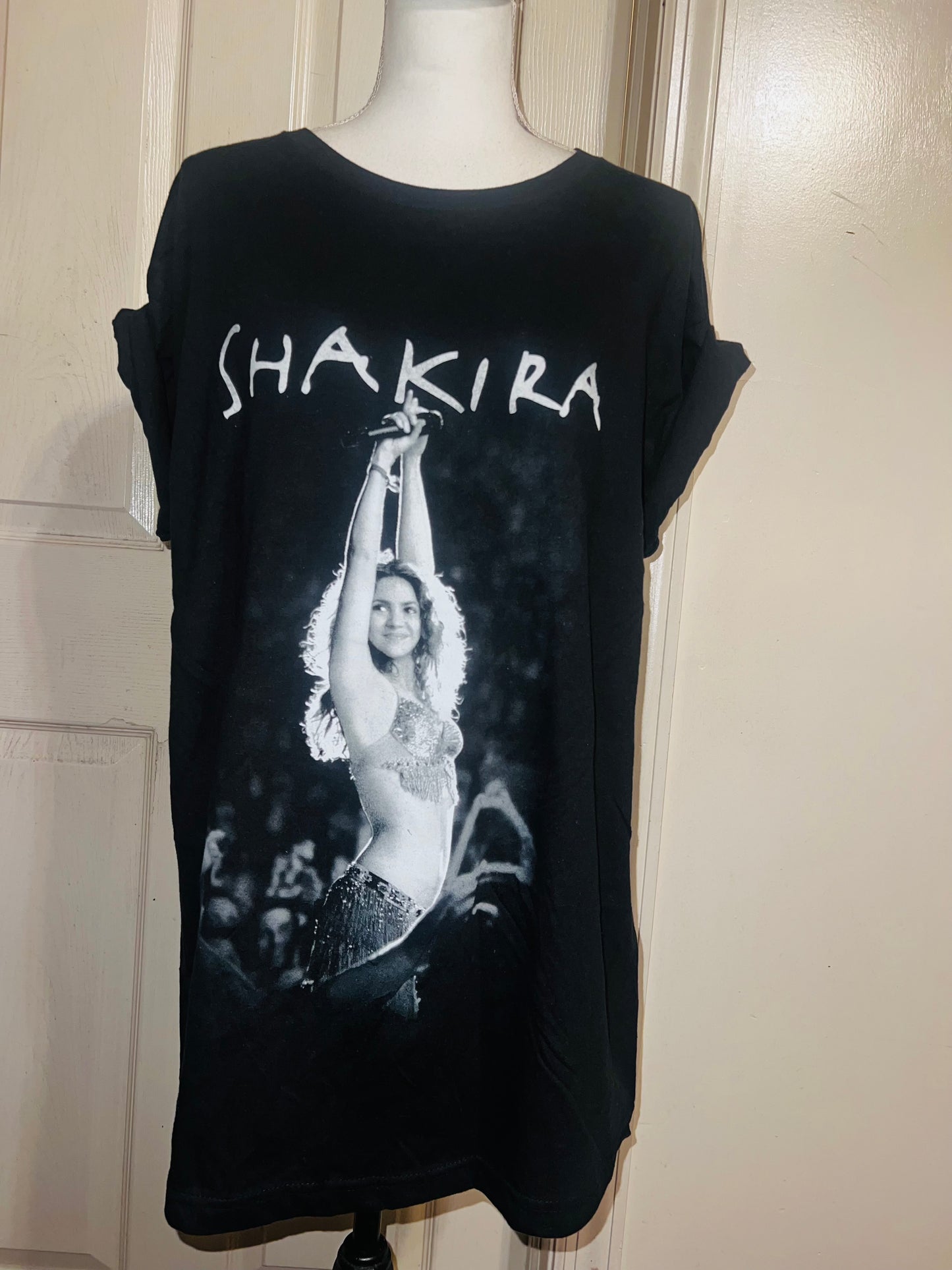 Shakira Oversized Distressed Tee