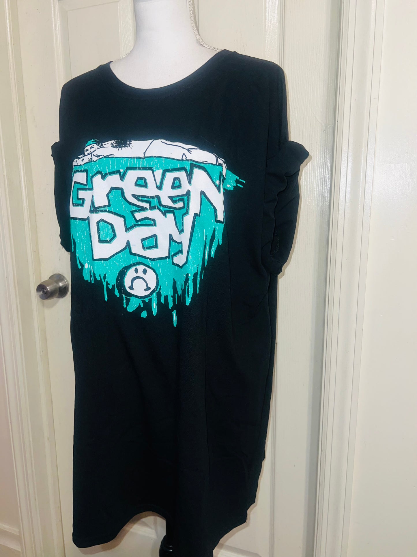 Green Day Oversized Distressed Tee