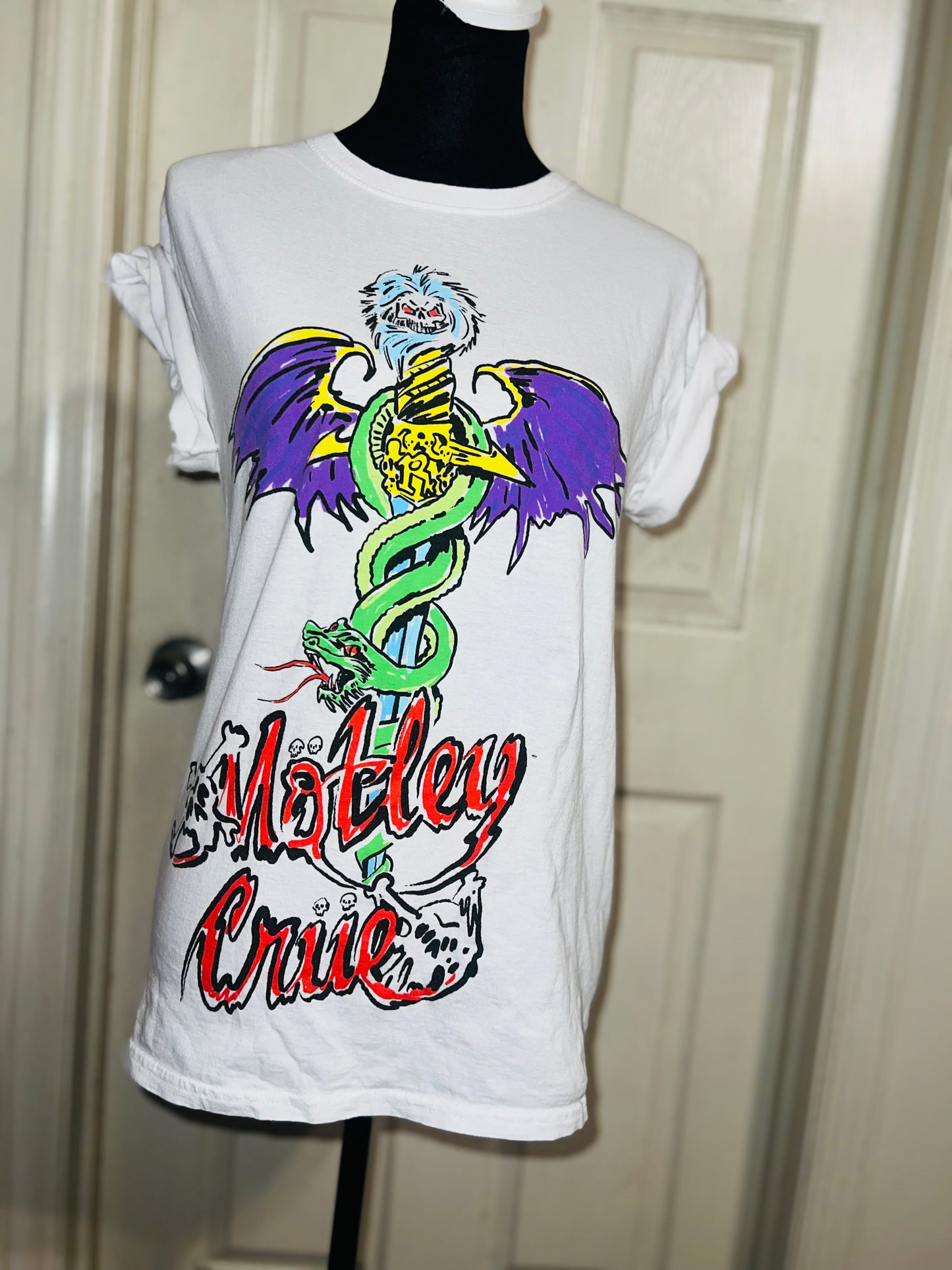 Motley Crue Oversized Distressed Tee