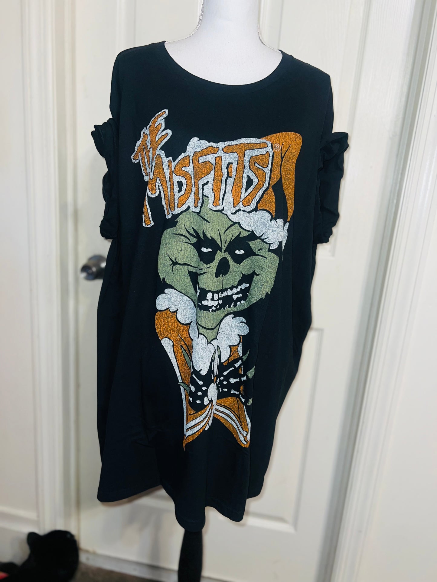 The Misfits Holiday Oversized Distressed Tee