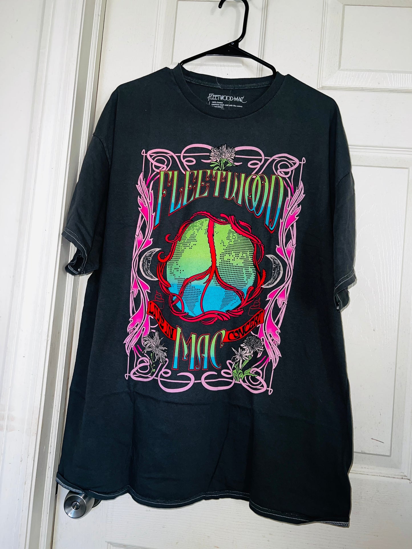 Fleetwood Mac Oversized Distressed Tee