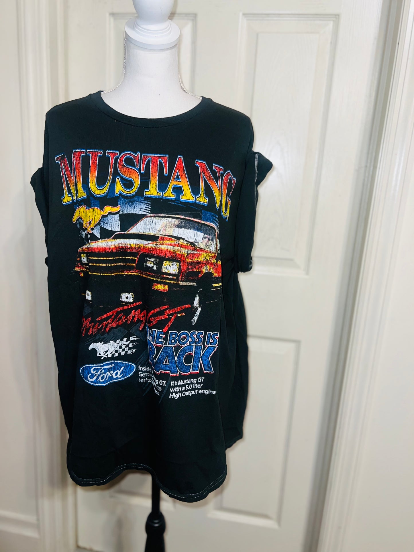 Ford Mustang Oversized Distressed Tee