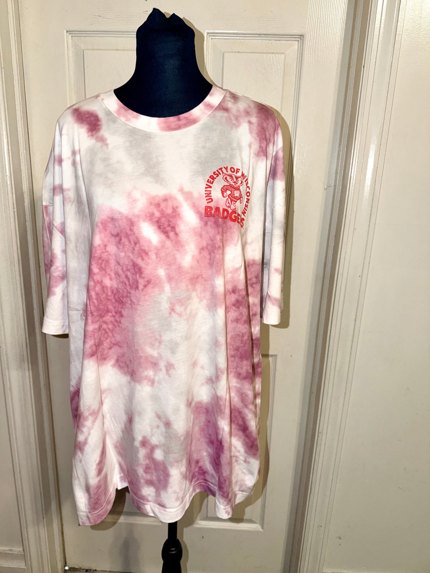 Wisconsin Badgers Oversized Double Sided Tee