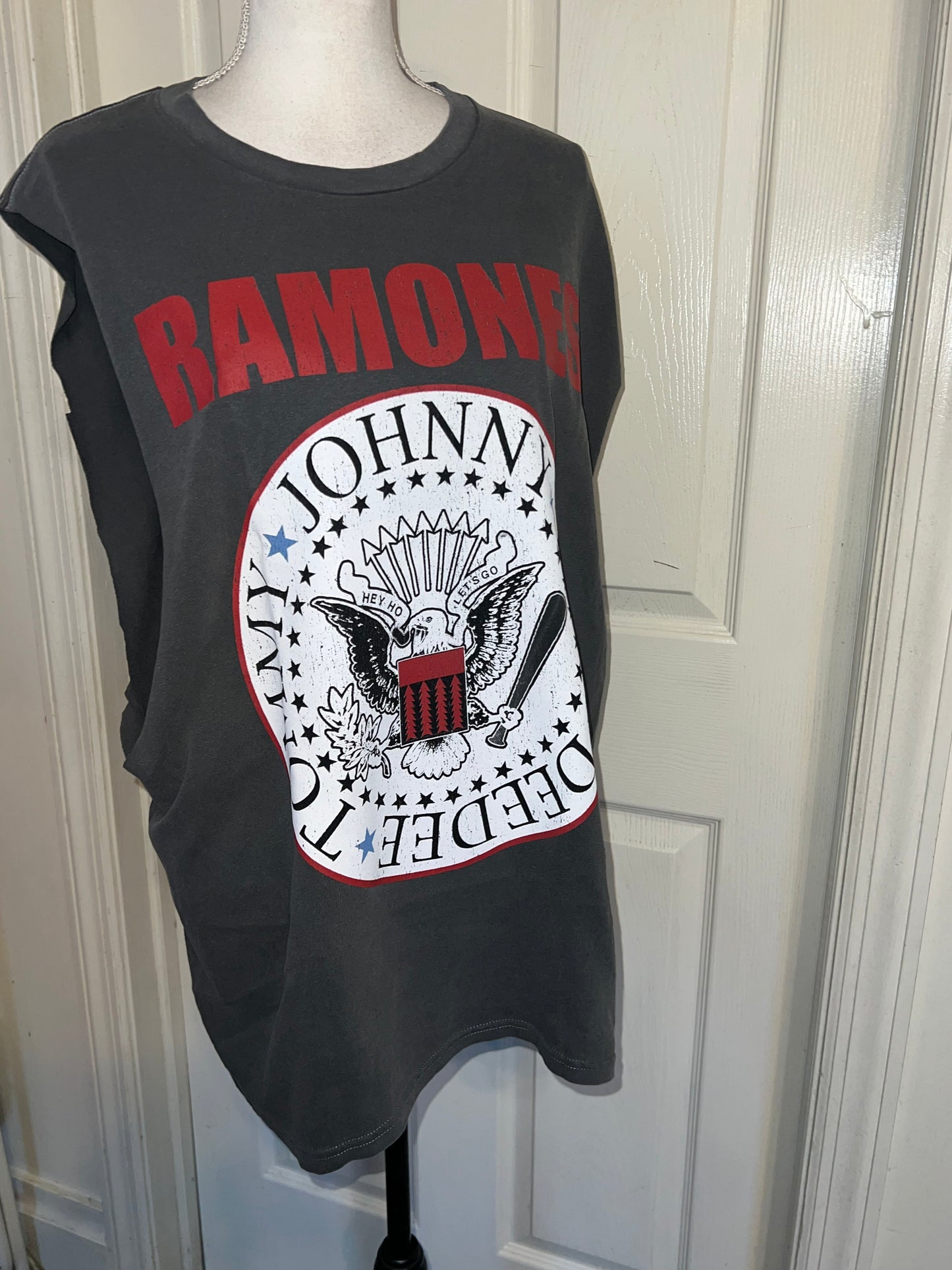 Ramones Oversized Double Oversized Distressed Tann