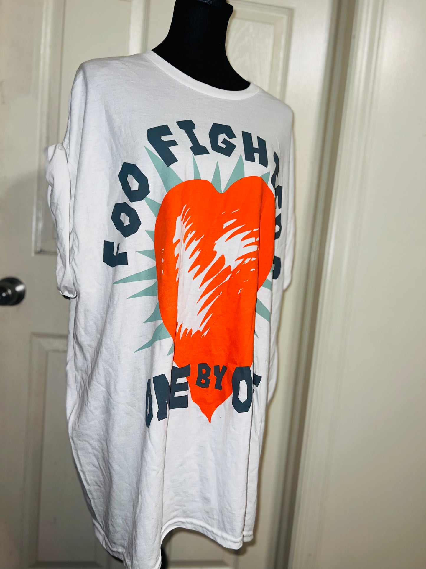 Foo Fighters Oversized Distressed Tee