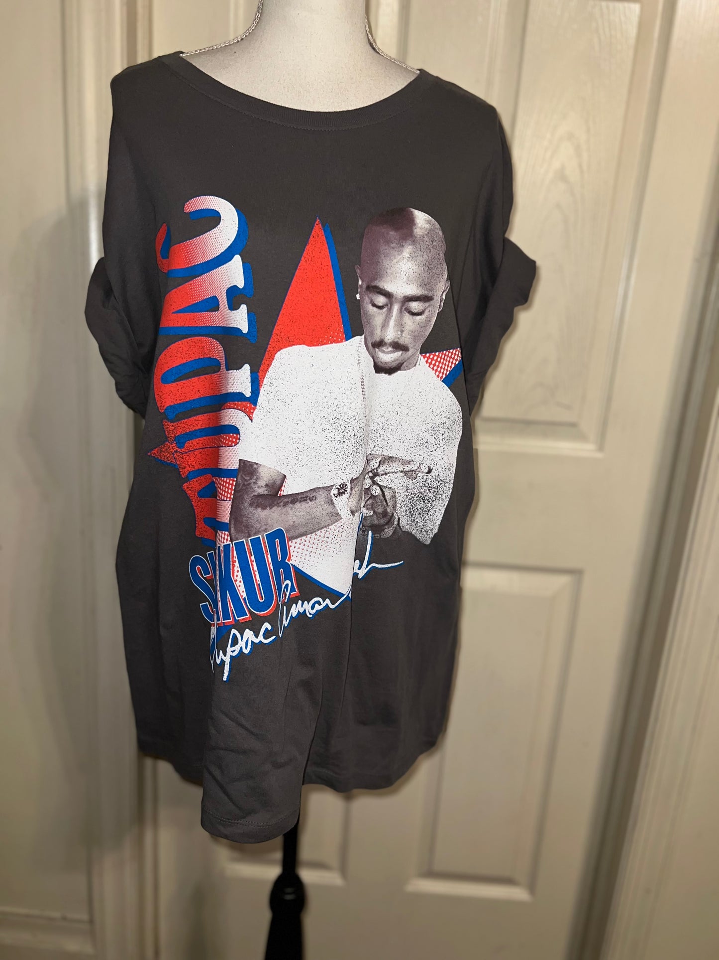 Tupac Distressed Tee