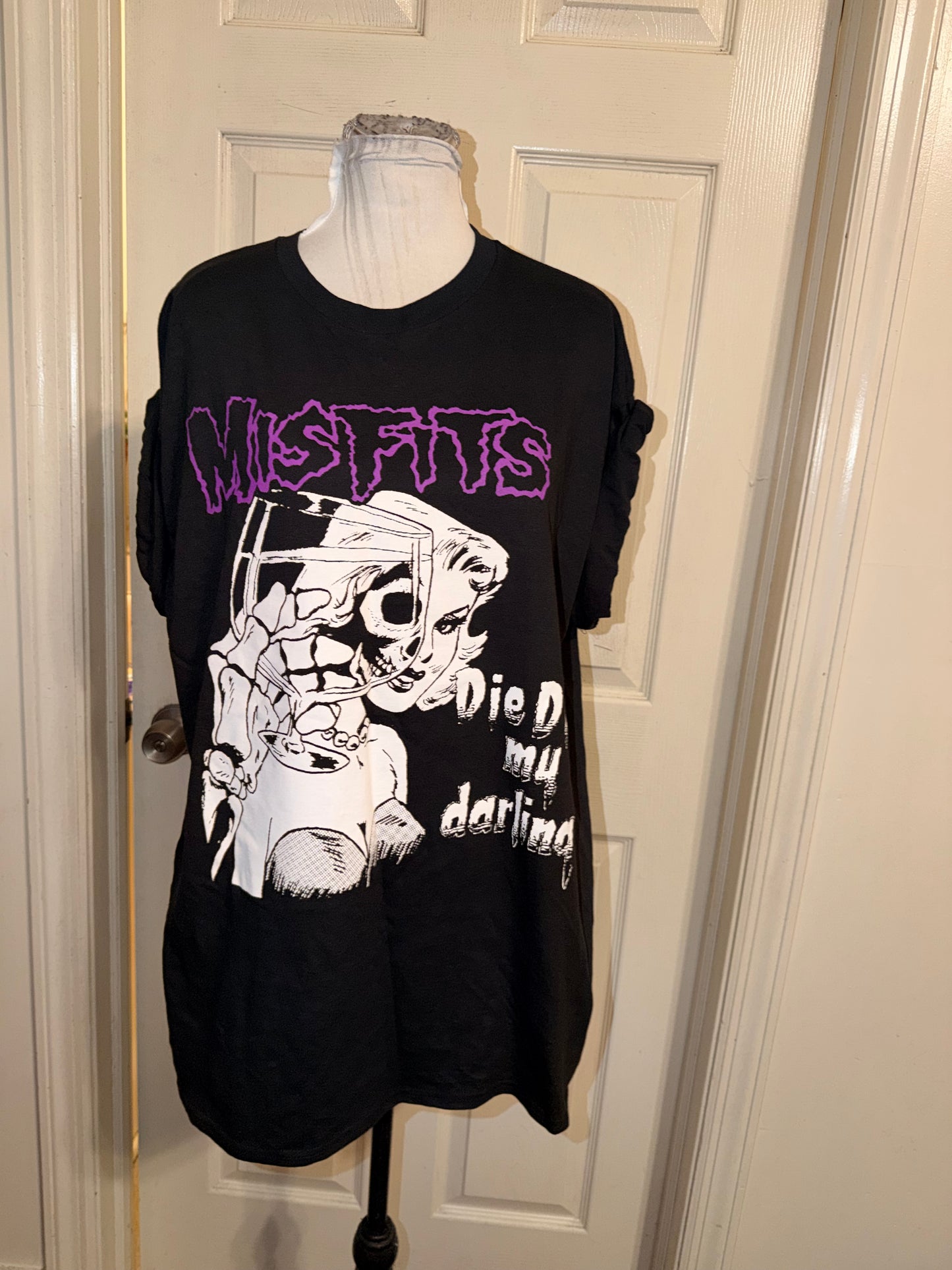 Misfits Oversized Distressed Tee