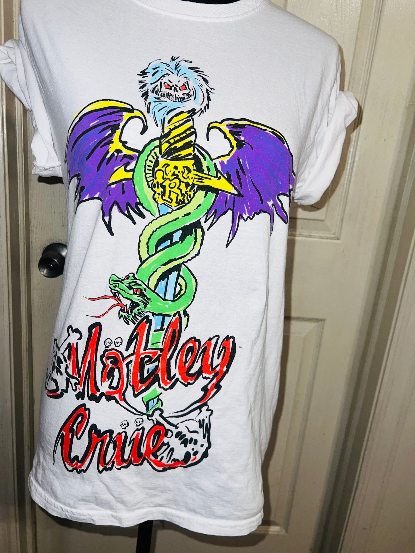 Motley Crue Oversized Distressed Tee