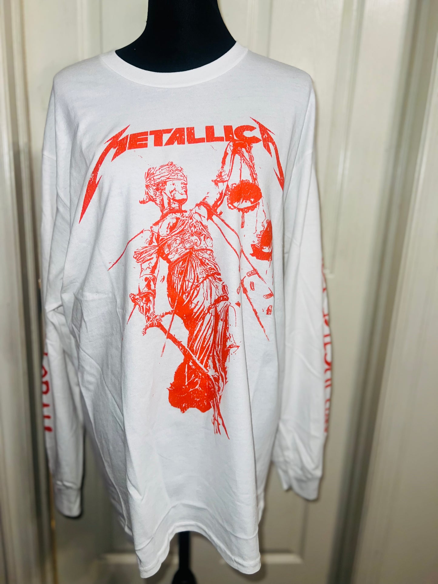 Metallica Oversized Distressed Long Sleeve Tee