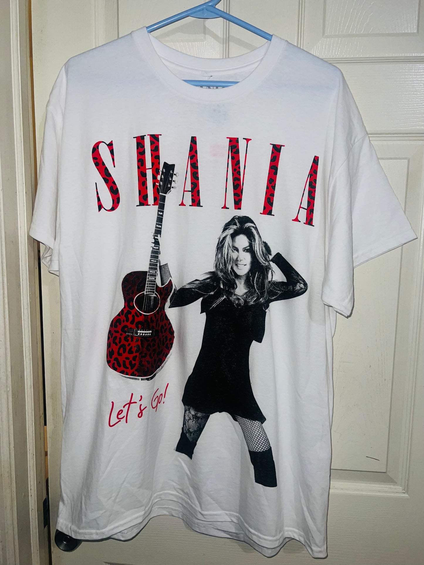 Shania Twain Oversized Distressed Tee