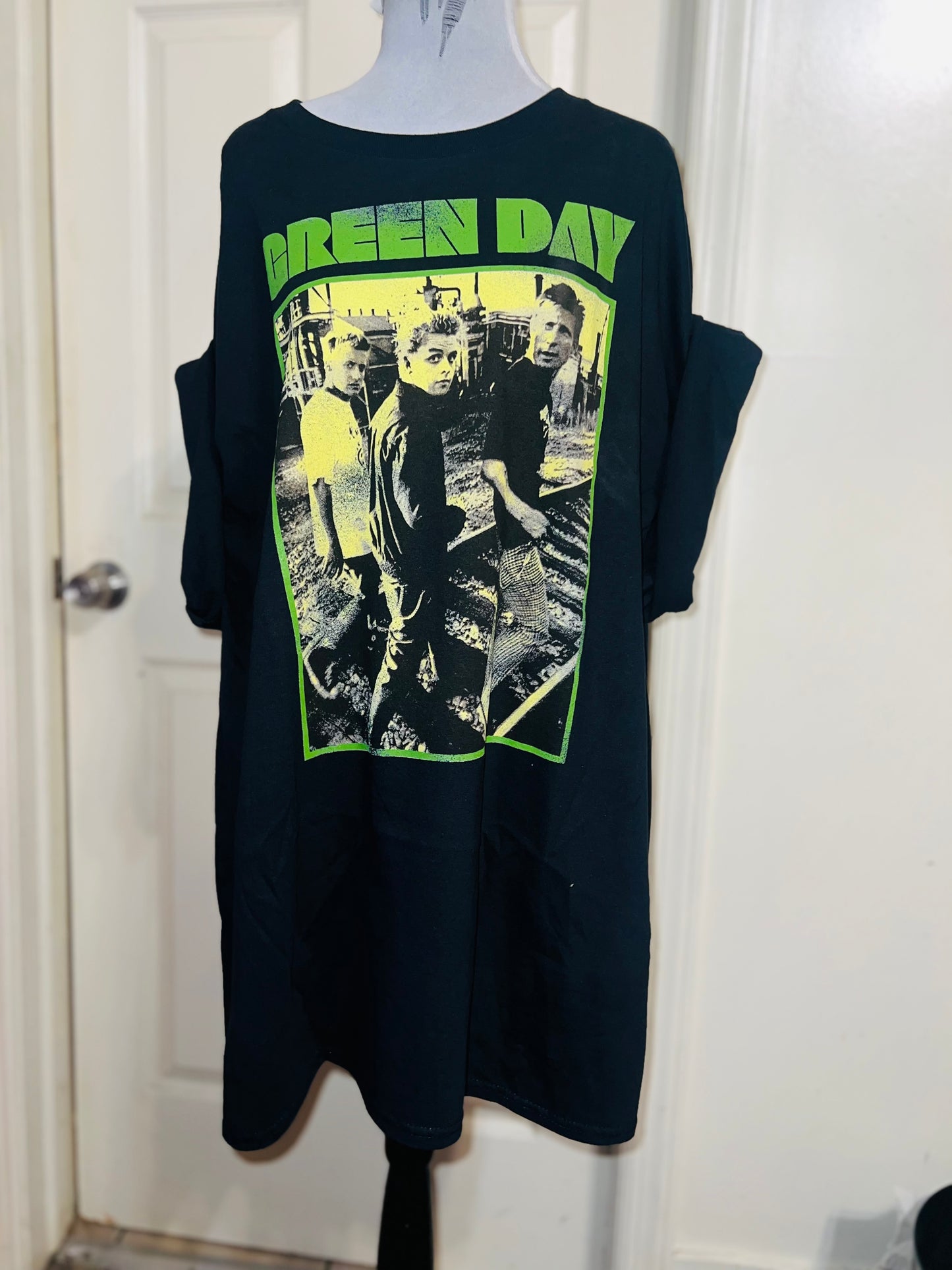 Green Day Oversized Distressed Tee