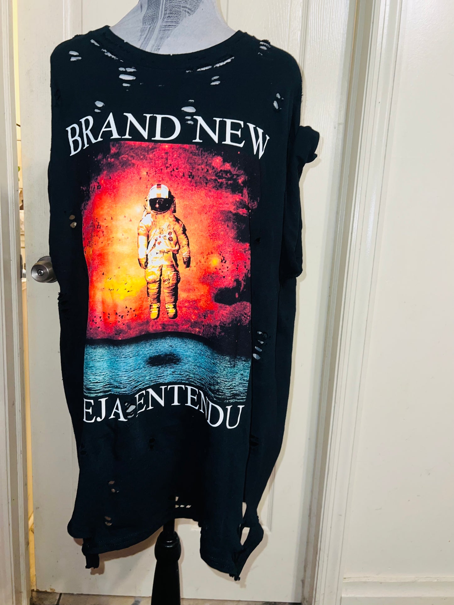 Brand New Deja Entendu Oversized Tee