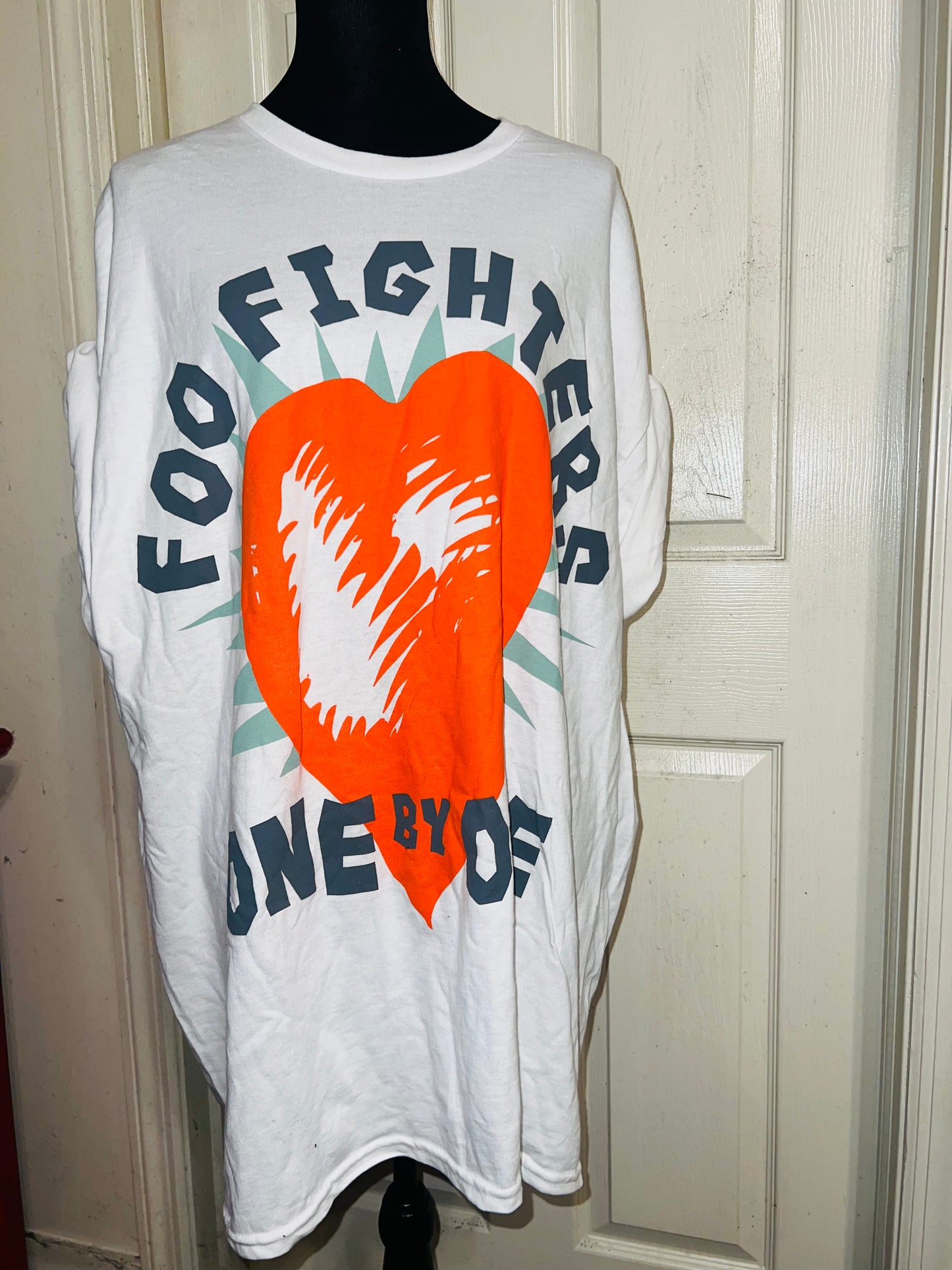 Foo Fighters Oversized Distressed Tee