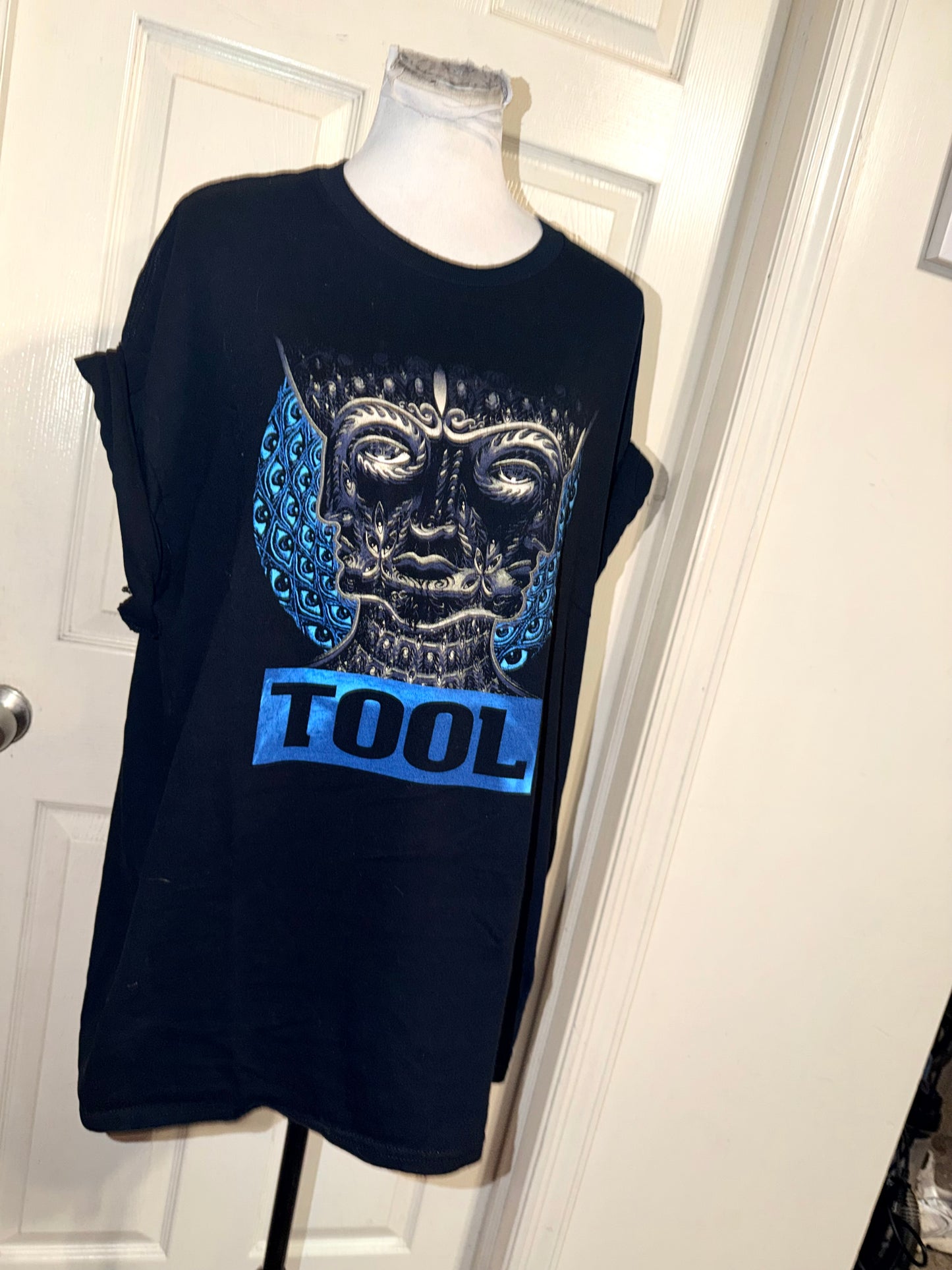 Tool Oversized Tee