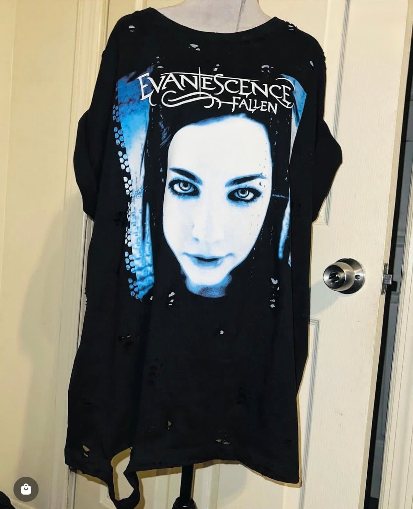 Evanescence Fallen Oversized Distressed Tee