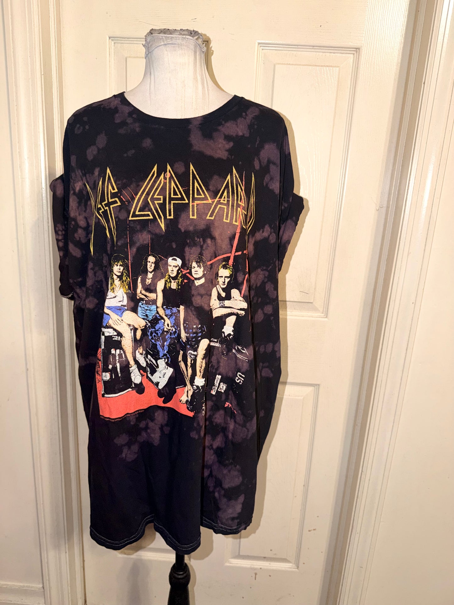 Def Leppard Oversized Tee