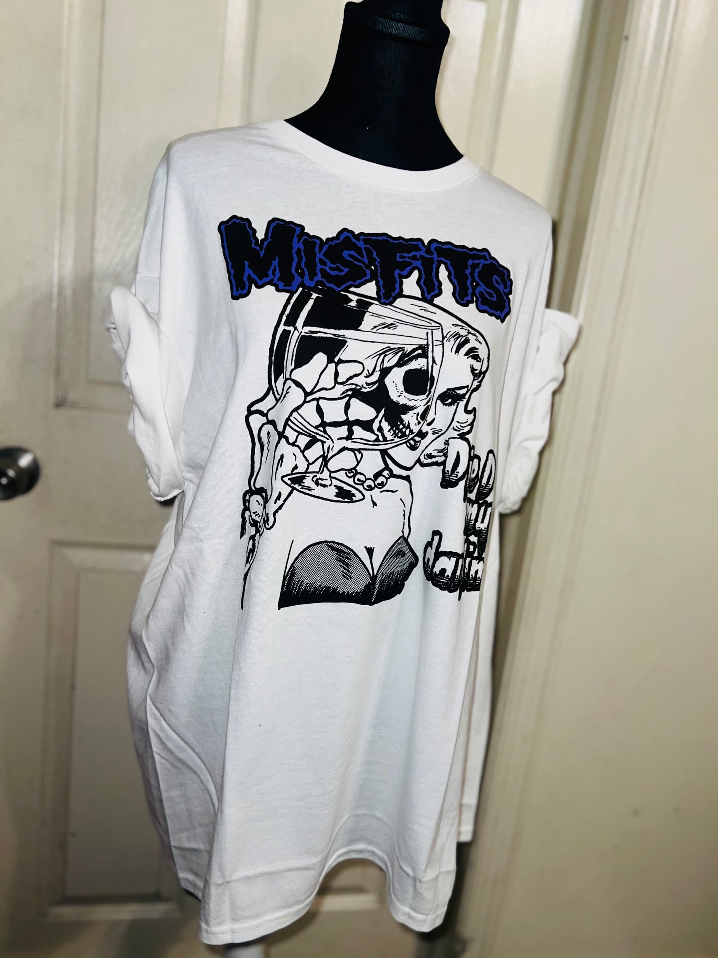 Misfits Oversized Distressed Tee