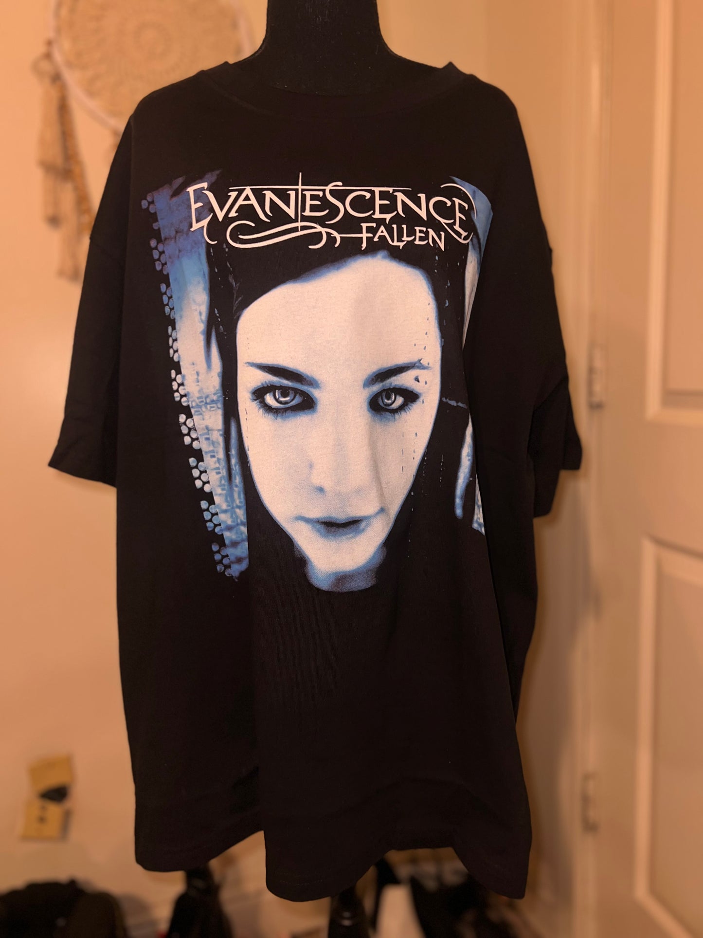 Evanescence Fallen Oversized Distressed Tee