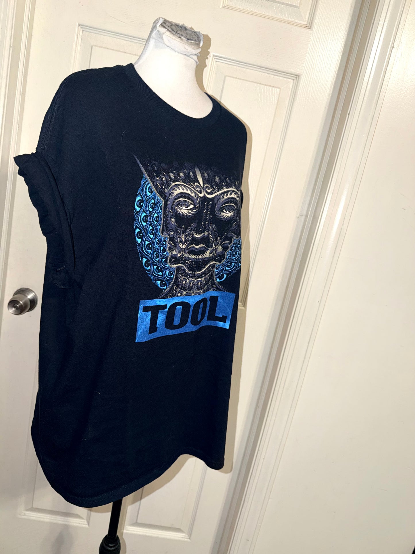 Tool Oversized Tee