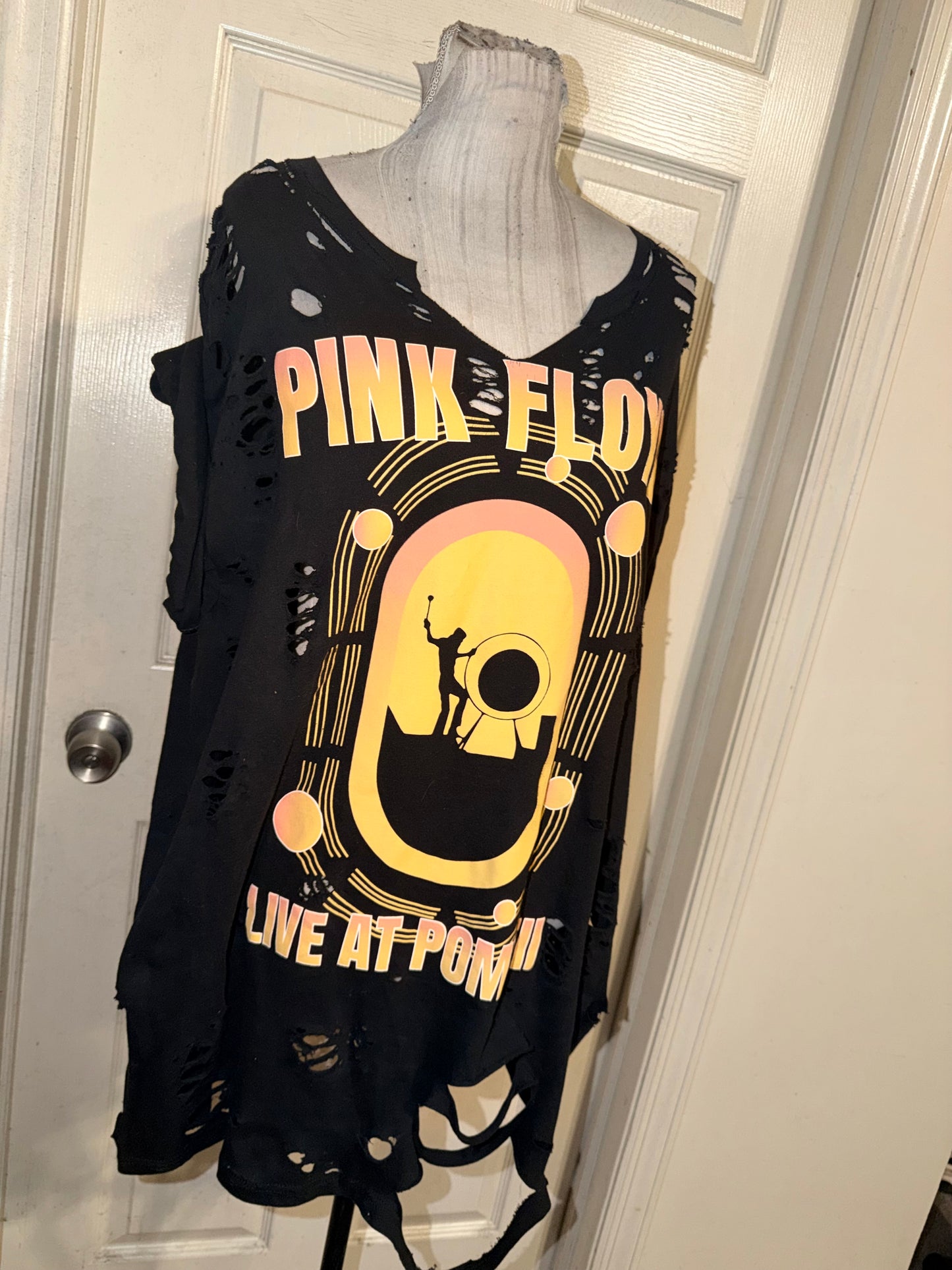 Pink Floyd Oversized Distressed Tee (as is)