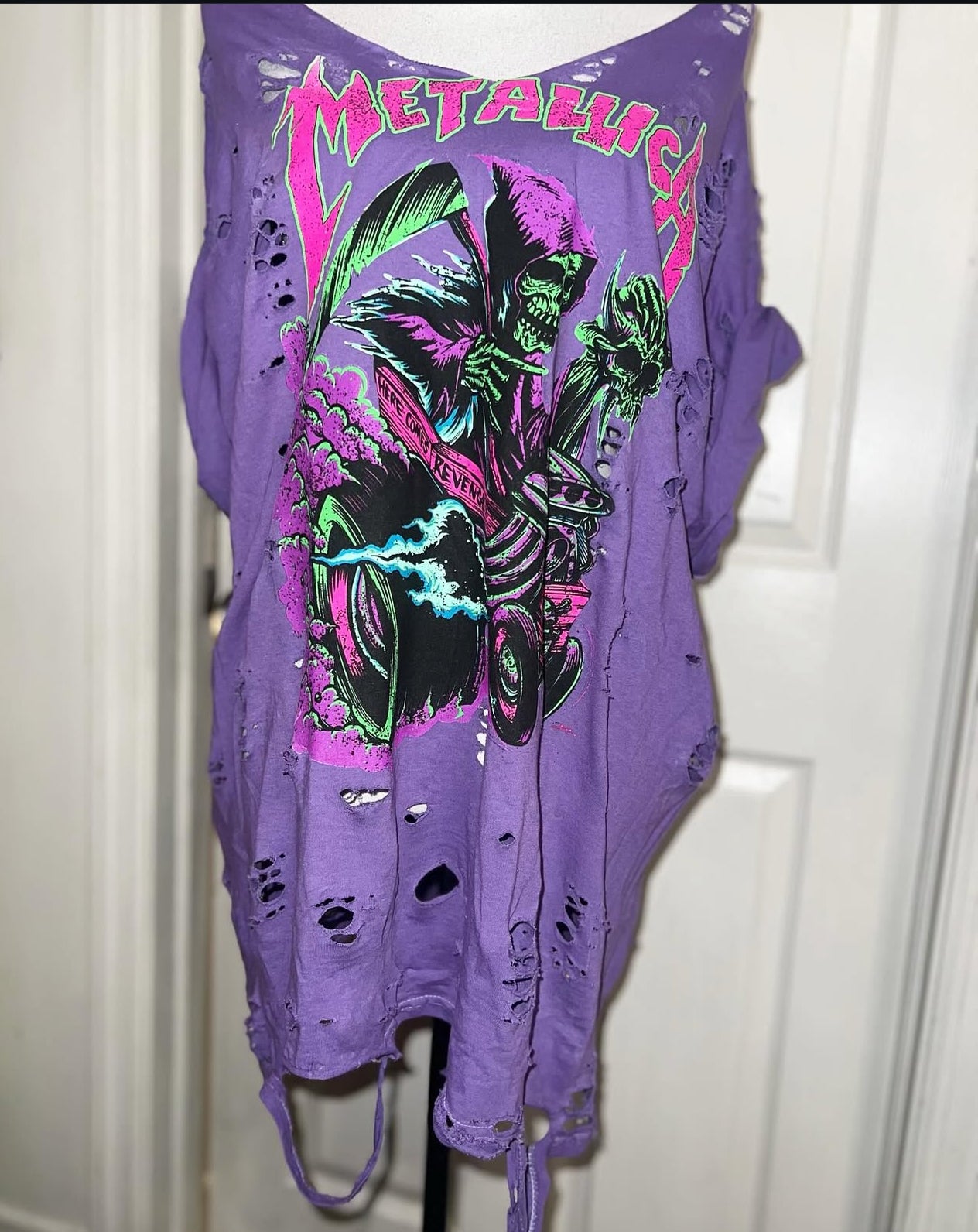 Metallica Oversized Distressed Tee