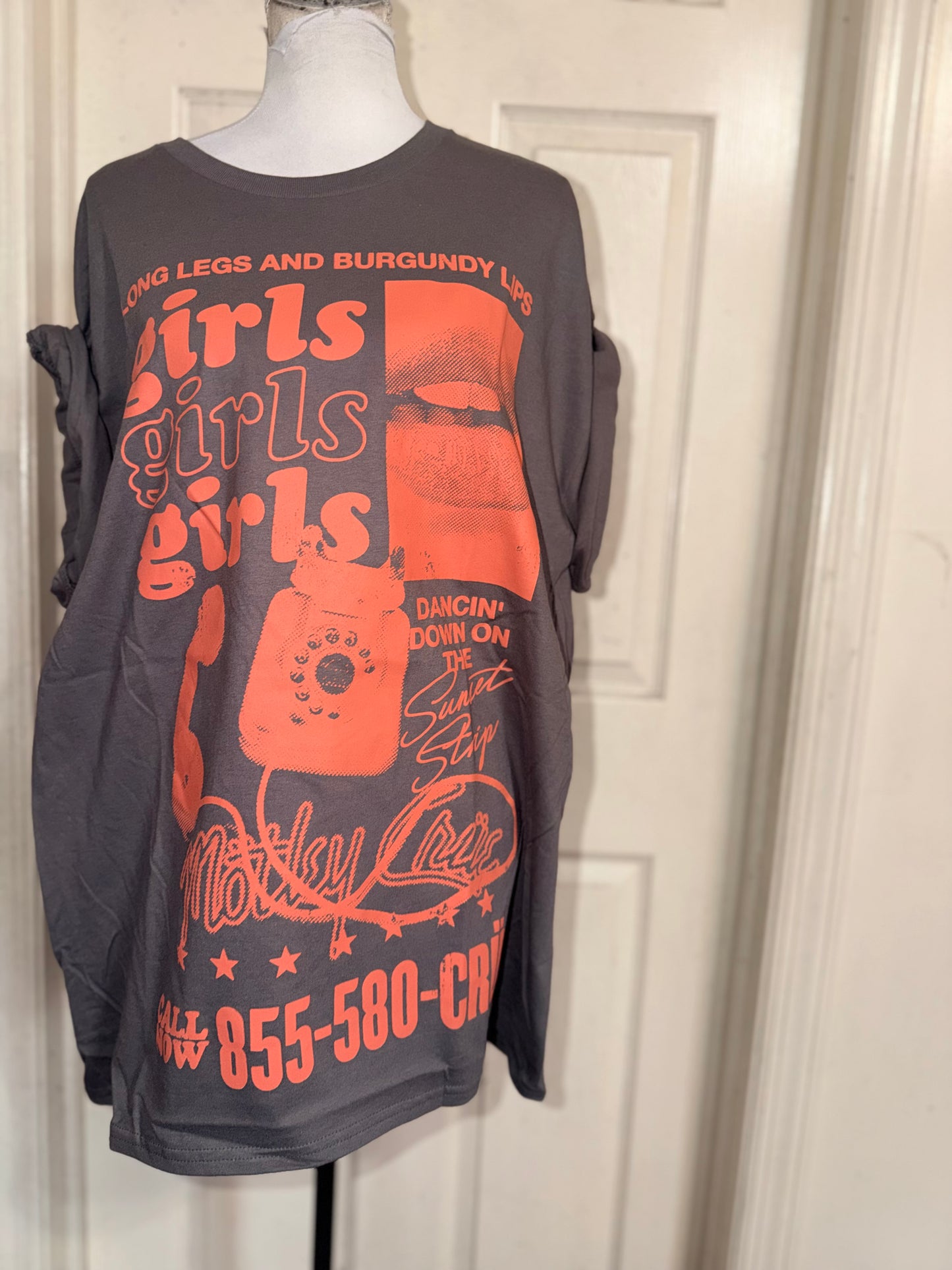 Motley Crue Oversized Distressed Tee