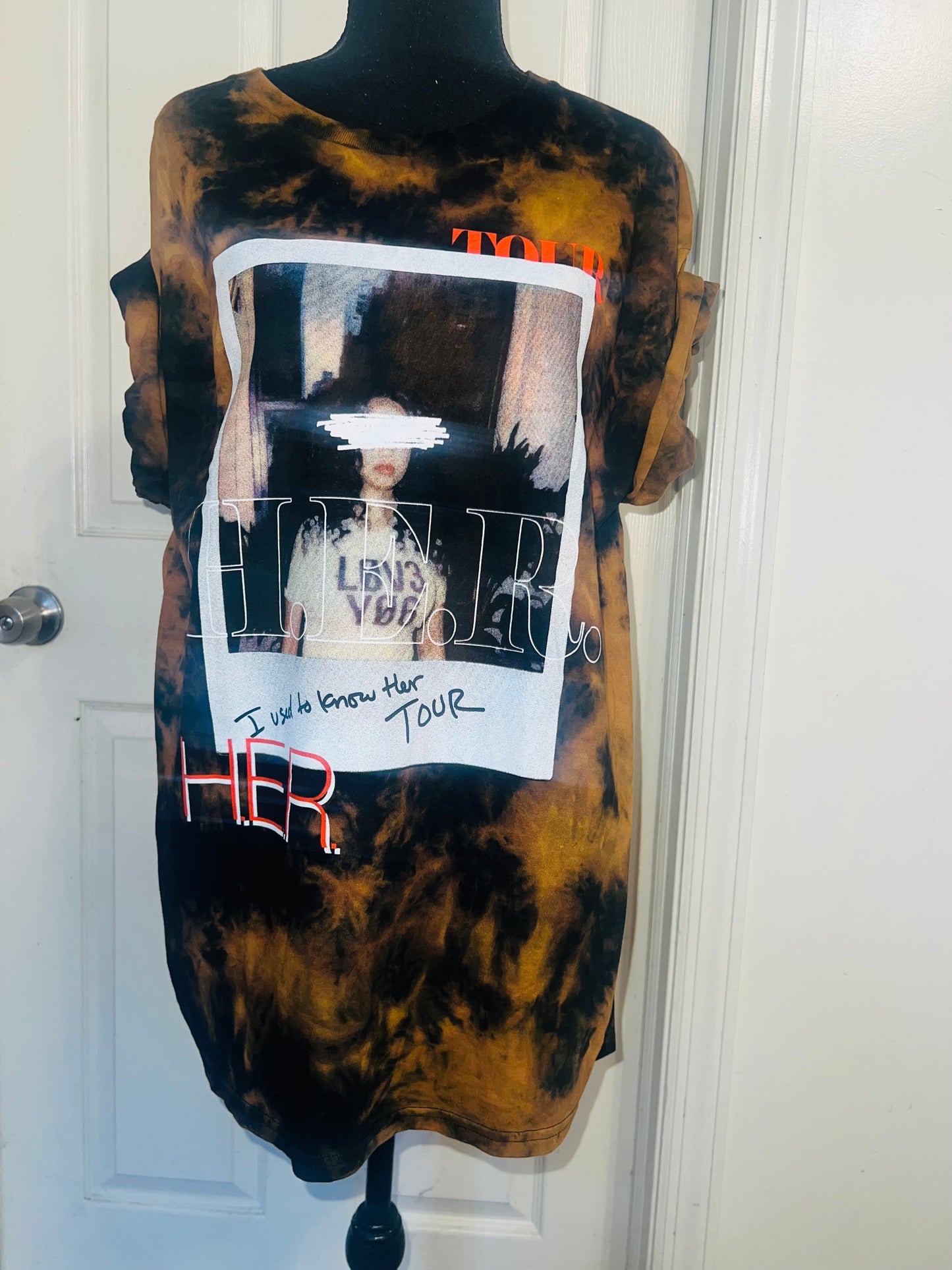 H.E.R. Bleached Tour Oversized Distressed Tee