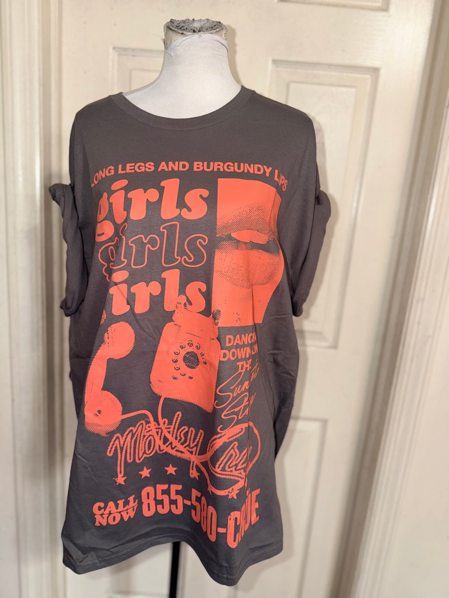 Motley Crue Oversized Distressed Tee