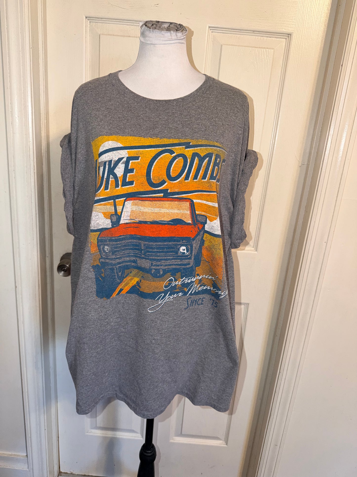 Luke Combs Oversized Distressed Tee
