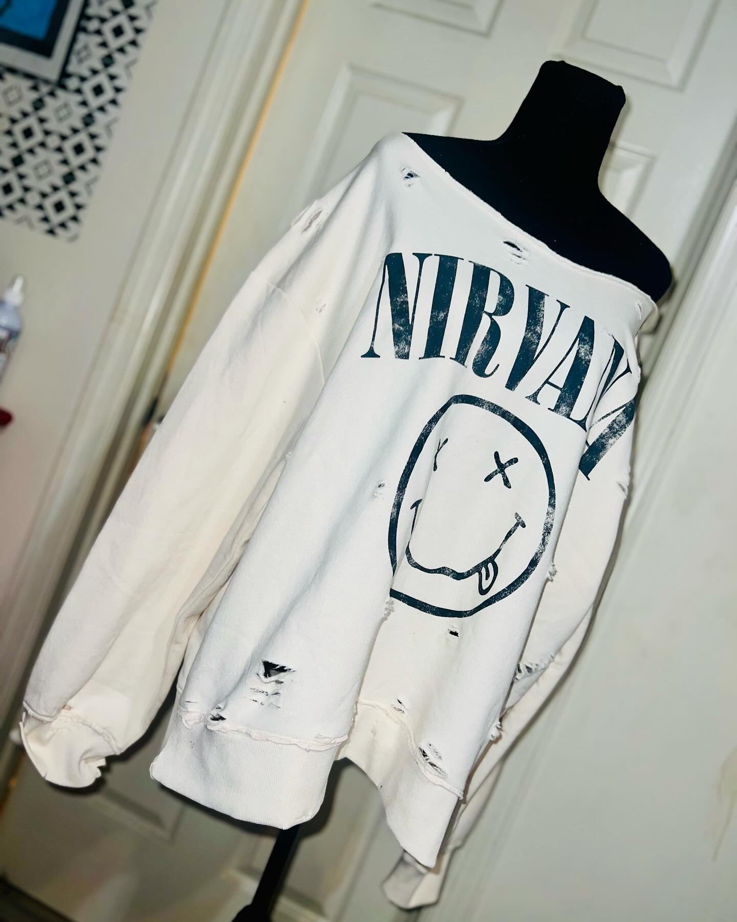 Nirvana Oversized Cream Sweatshirt