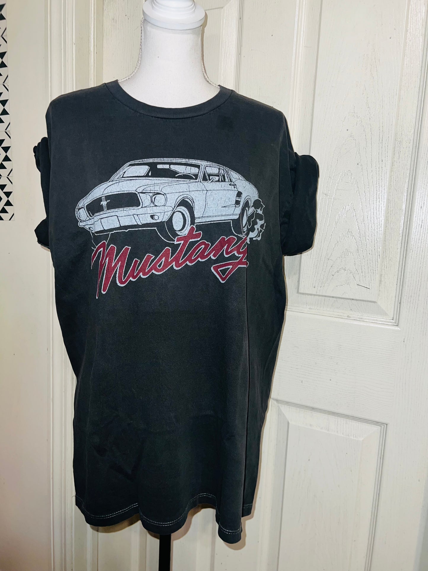 Ford Mustang Oversized Distressed Tee