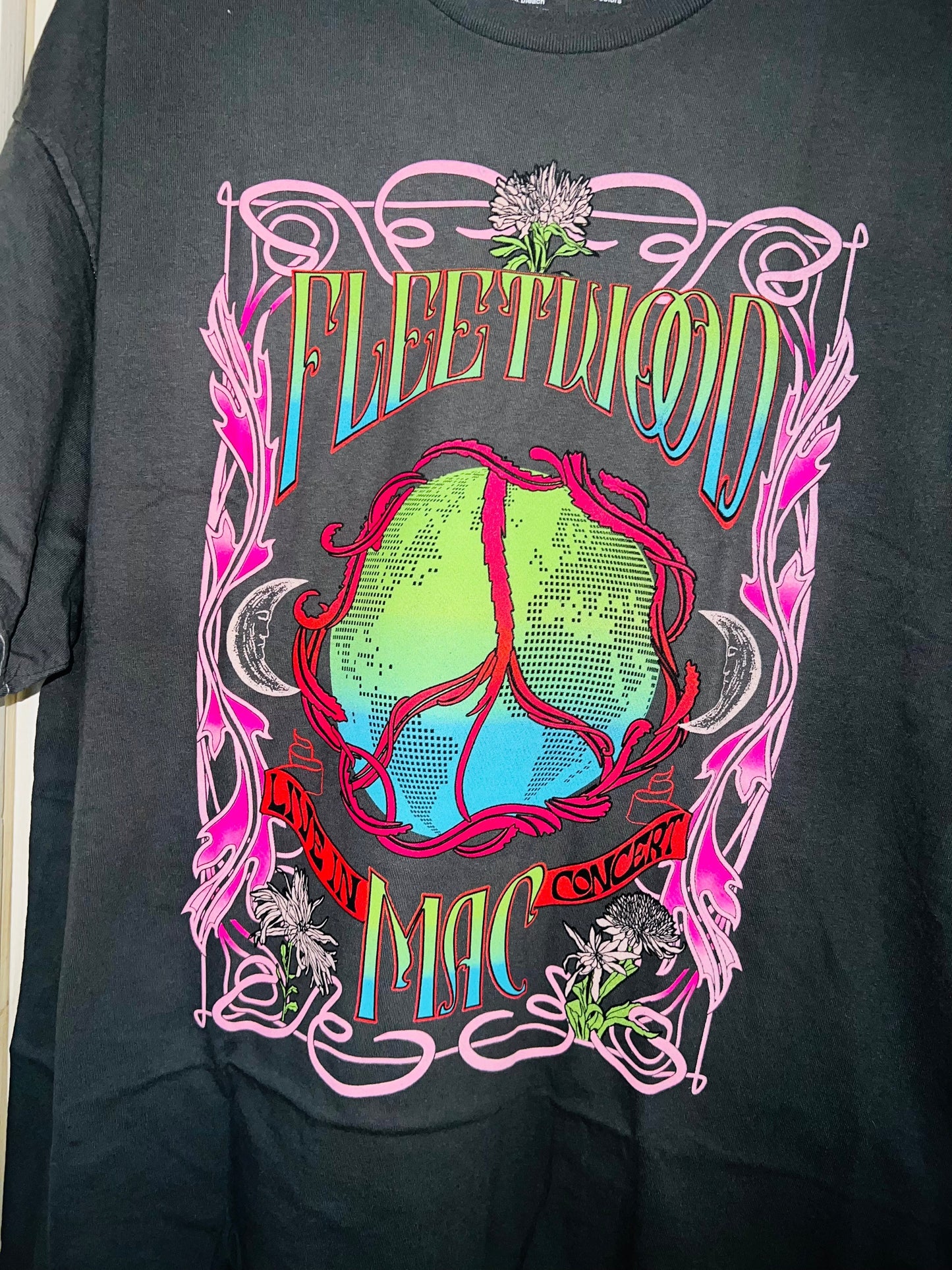 Fleetwood Mac Oversized Distressed Tee