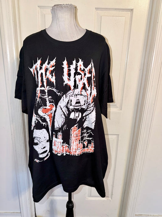 The Used Oversized Tee