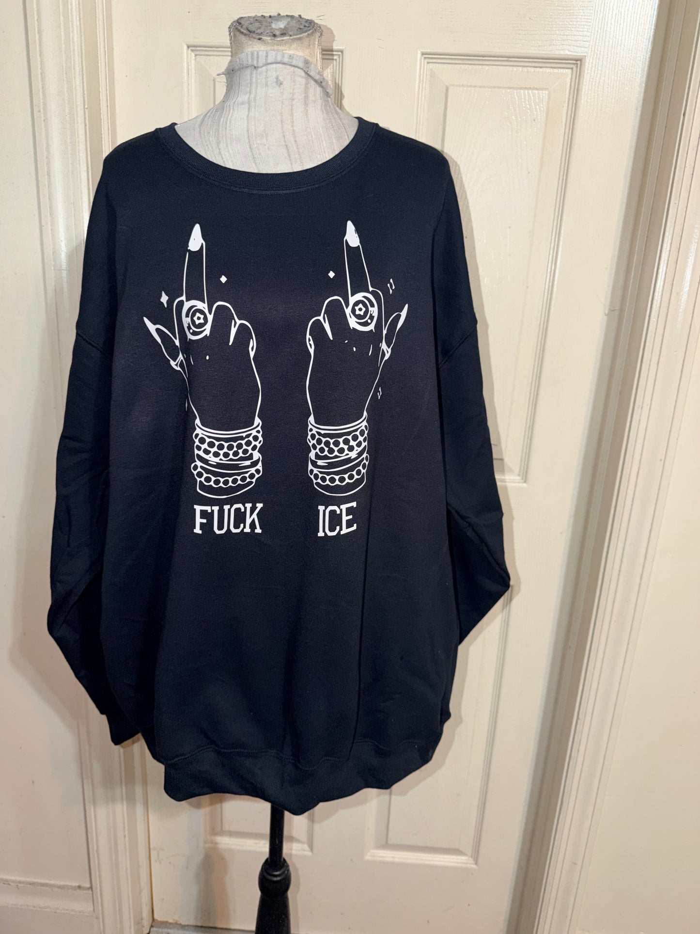 F ICE Oversized Sweatshirt & Tee