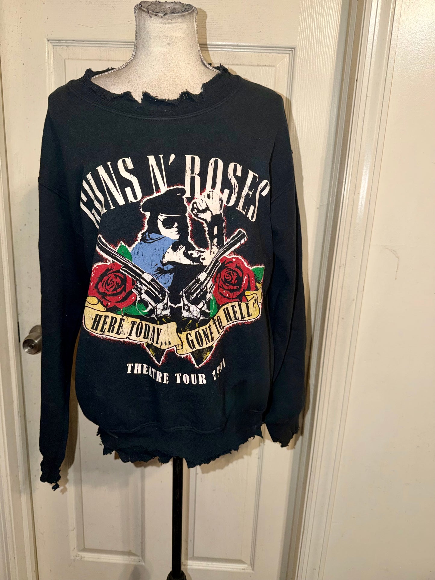 Guns N’ Roses Oversized Distressed Sweatshirt