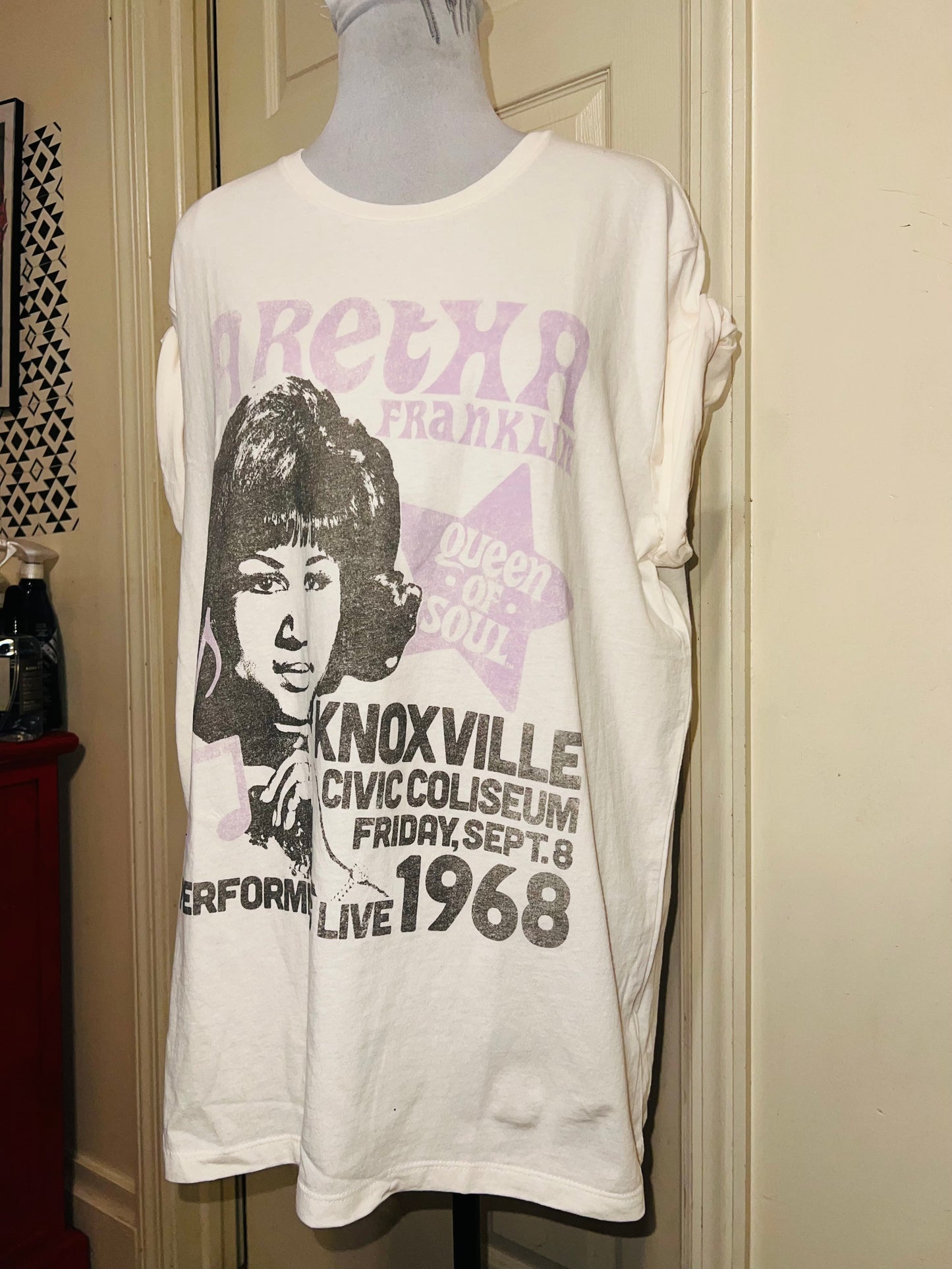Aretha Franklin Oversized Distressed Tee