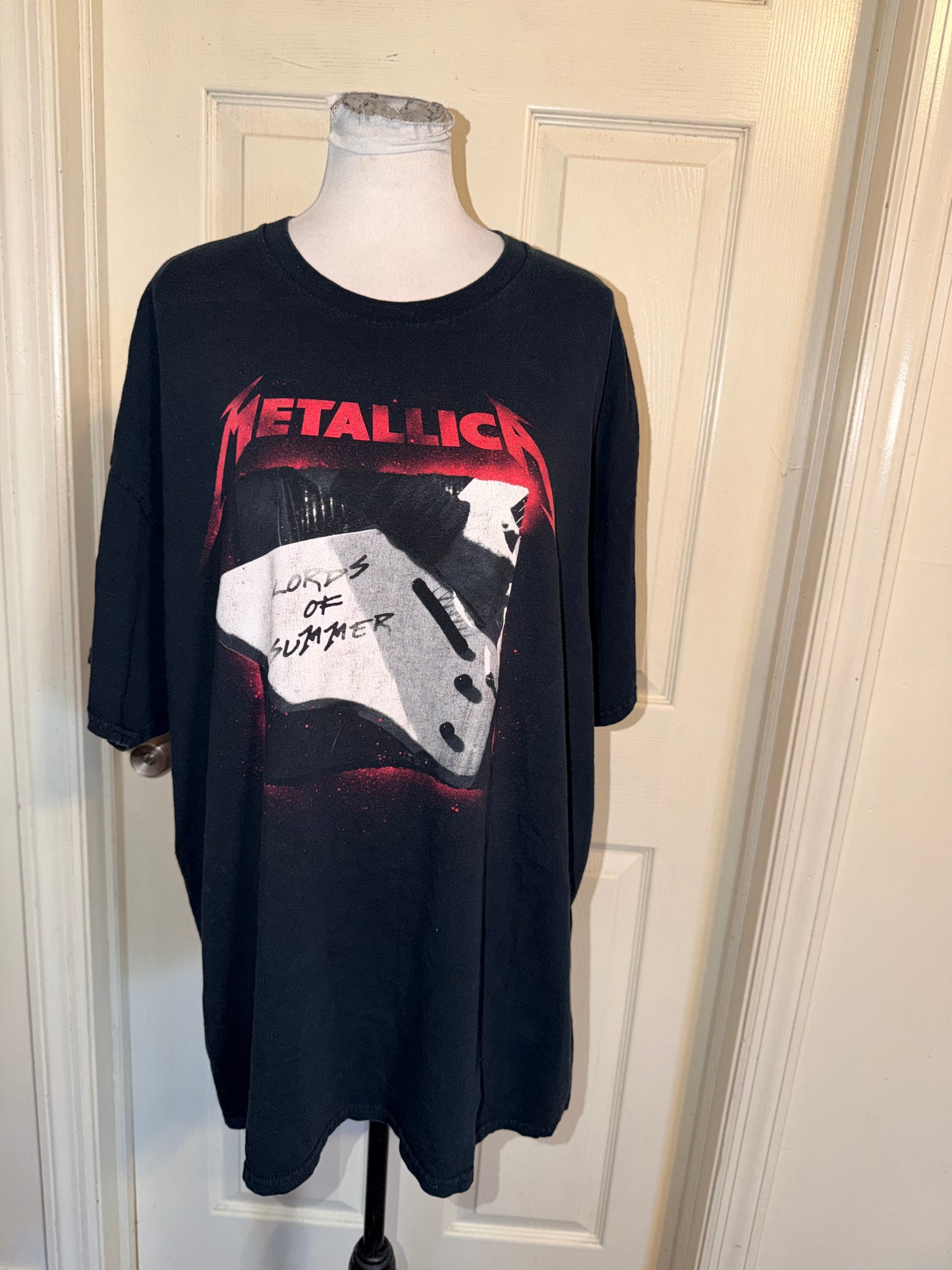Metallica Oversized Distressed Tee