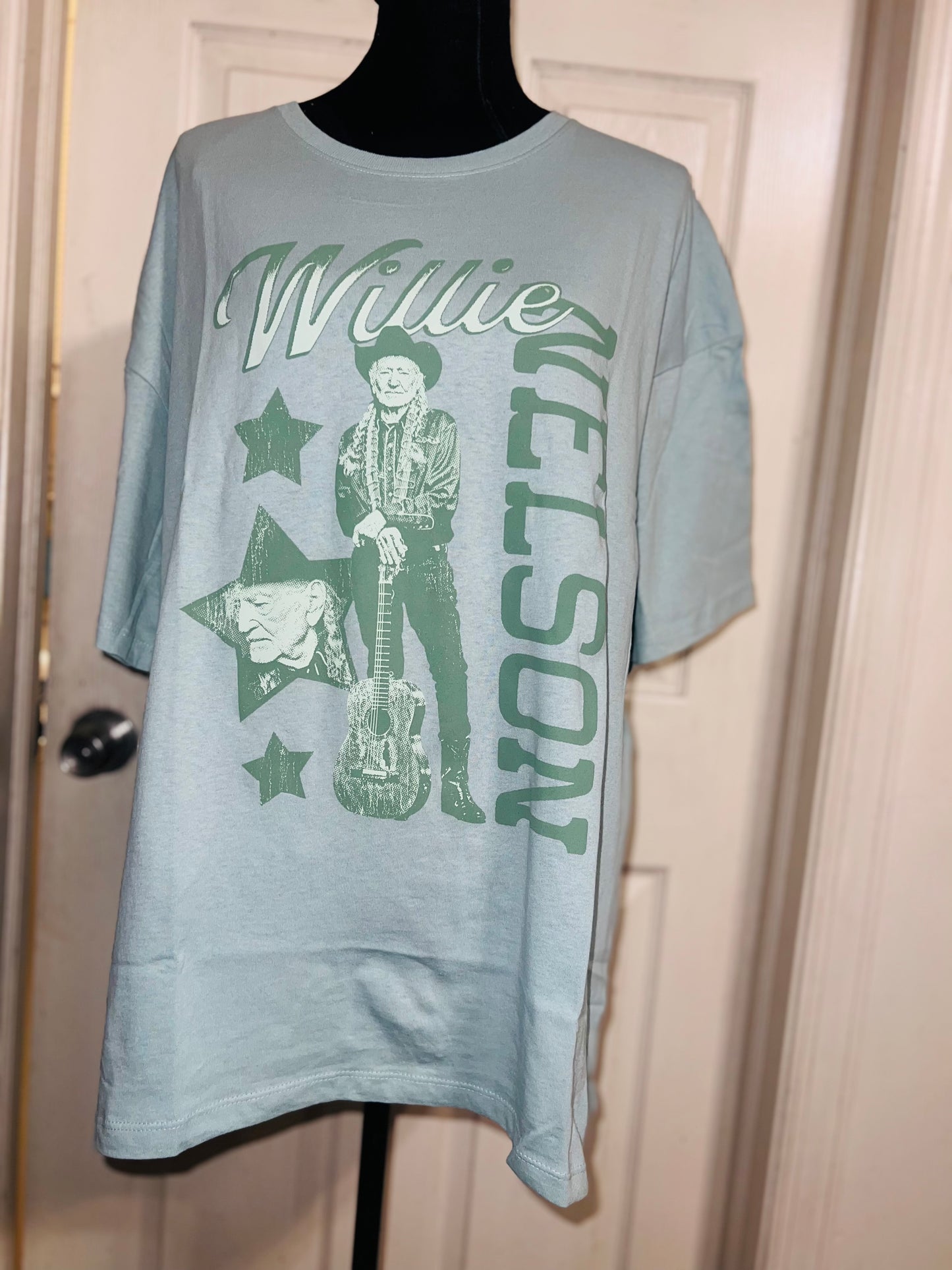 Willie Nelson Oversized Distressed Tee