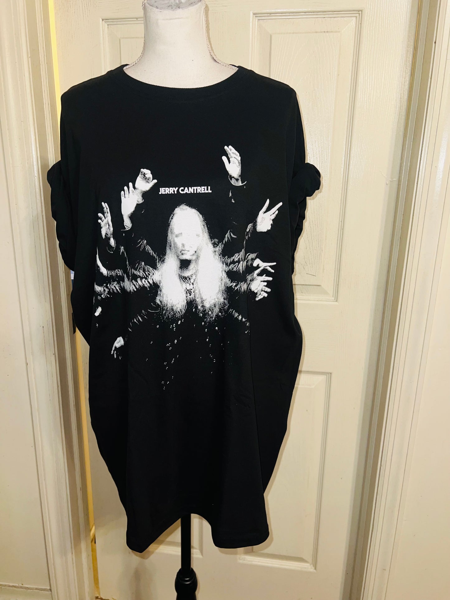 Alice in Chains’ Jerry Cantrell Oversized Distressed Tee