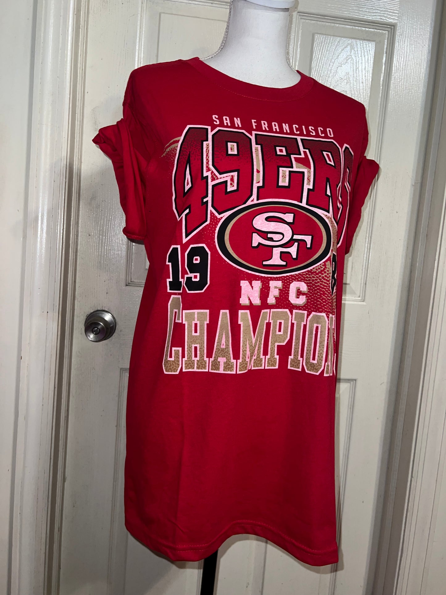 San Francisco 49ers Oversized Distressed Tee