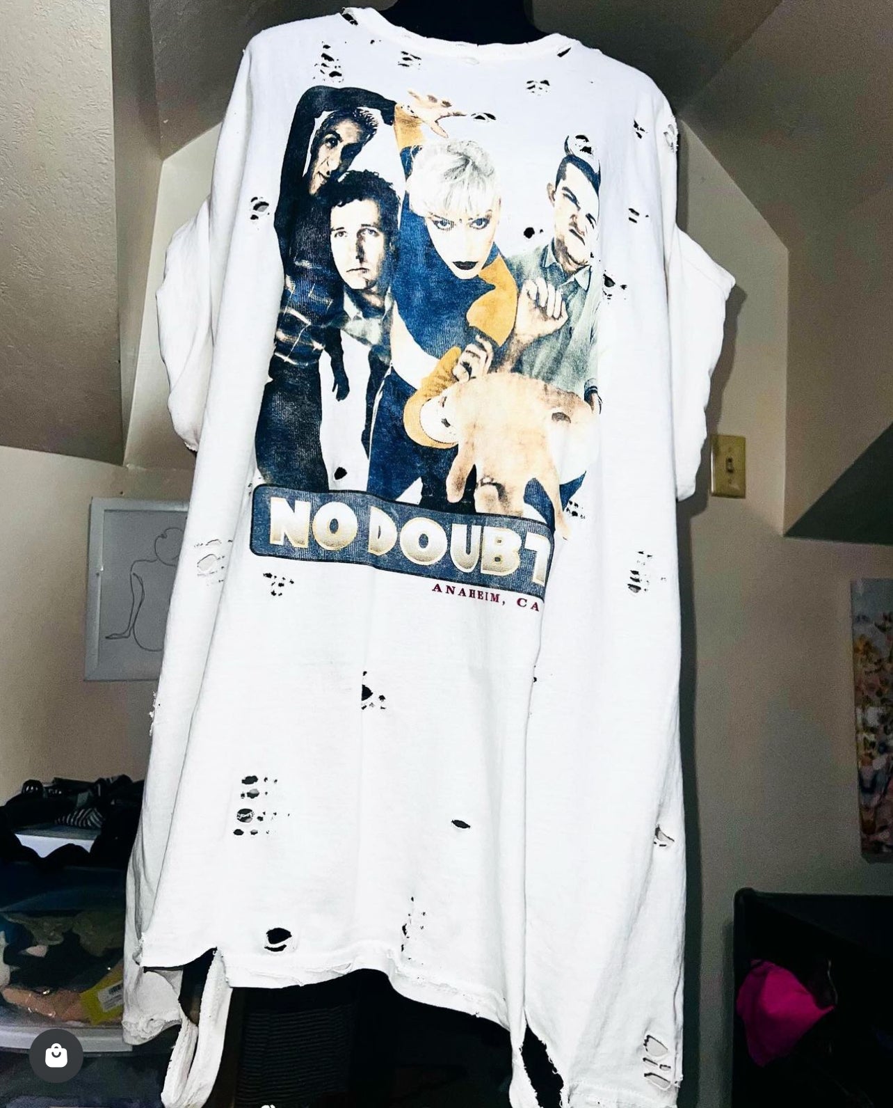 No Doubt Distressed Oversized Tee