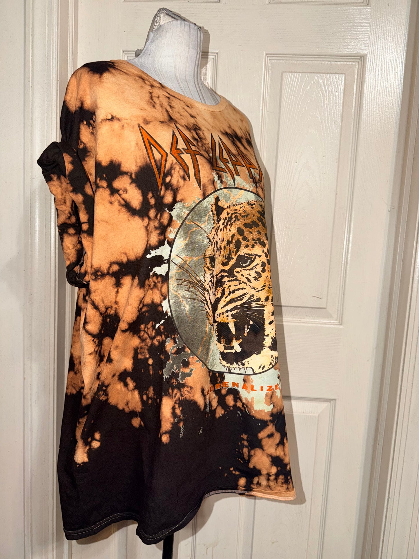 Def Leppard Oversized Distressed Tee