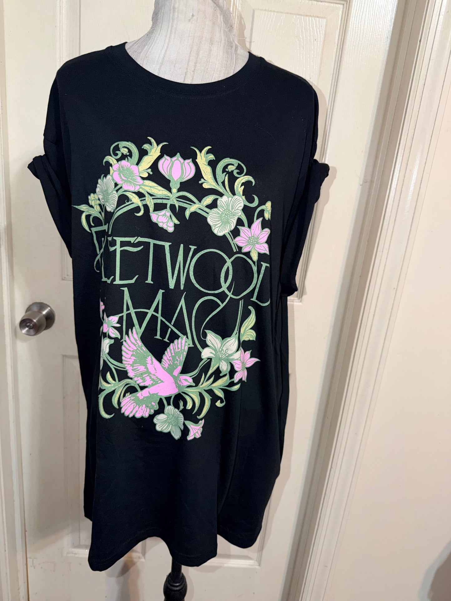Fleetwood Mac Oversized Distressed Tee