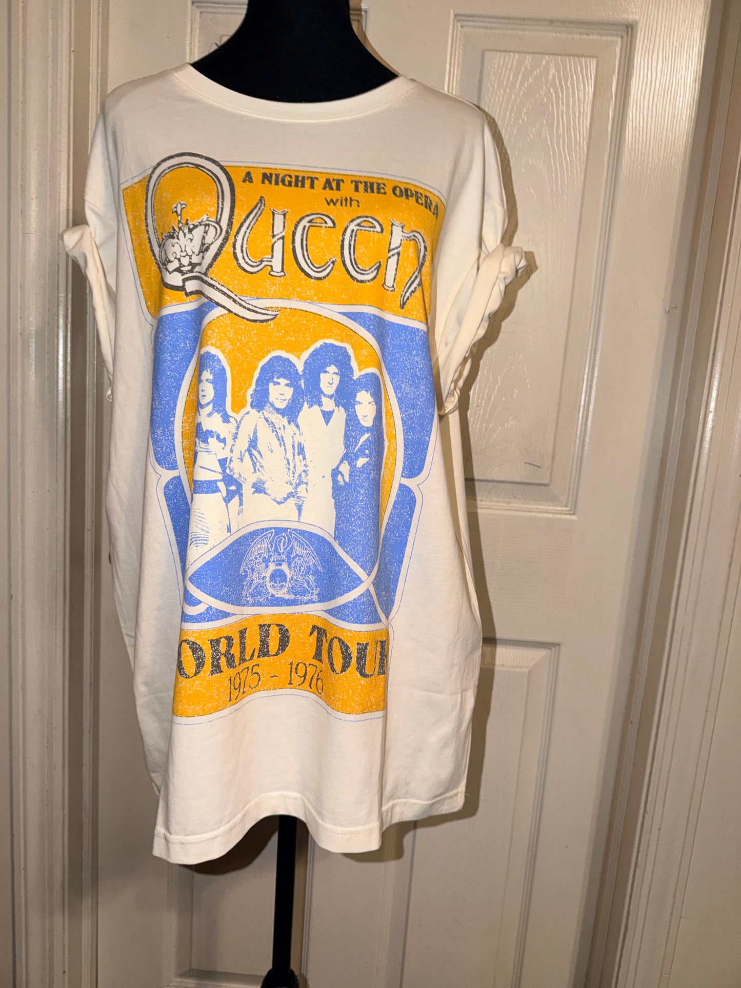 Queen Oversized Distressed Tee