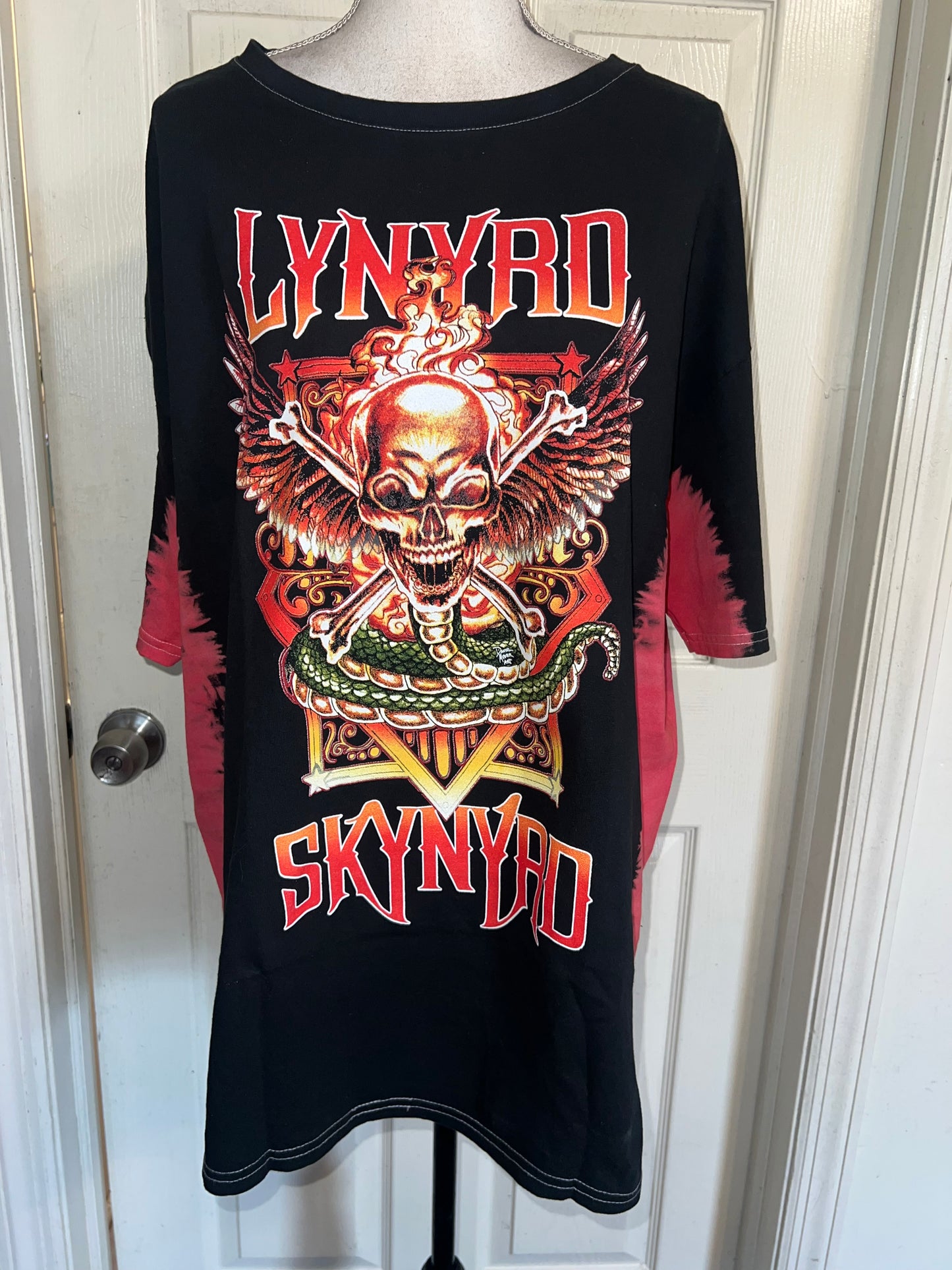 Lynyrd Skynyrd Oversized Distressed Tee
