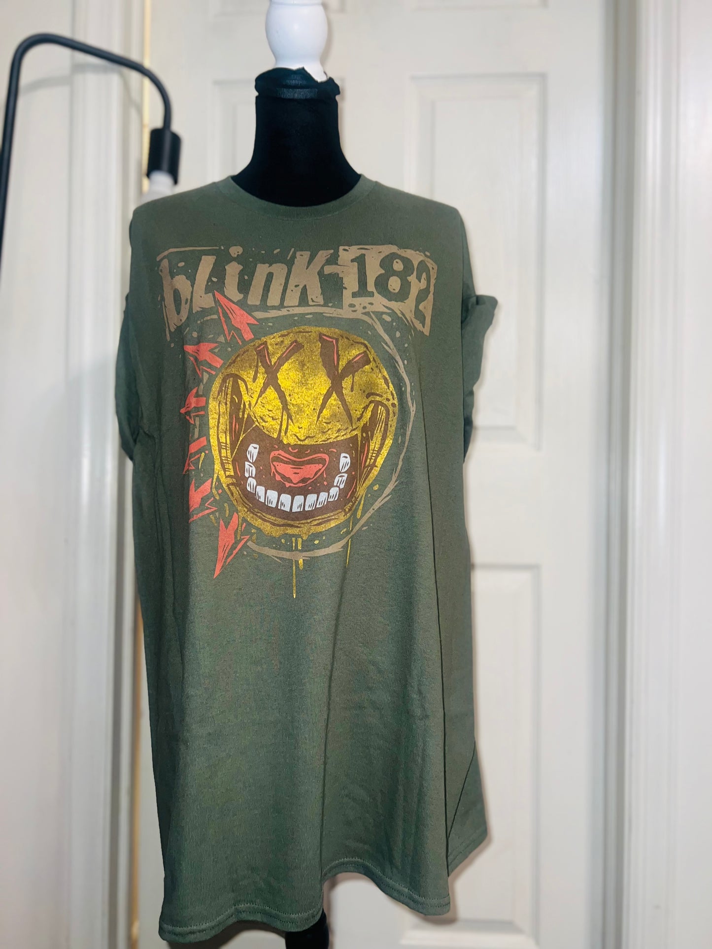 Blink 182 Oversized Distressed Tee