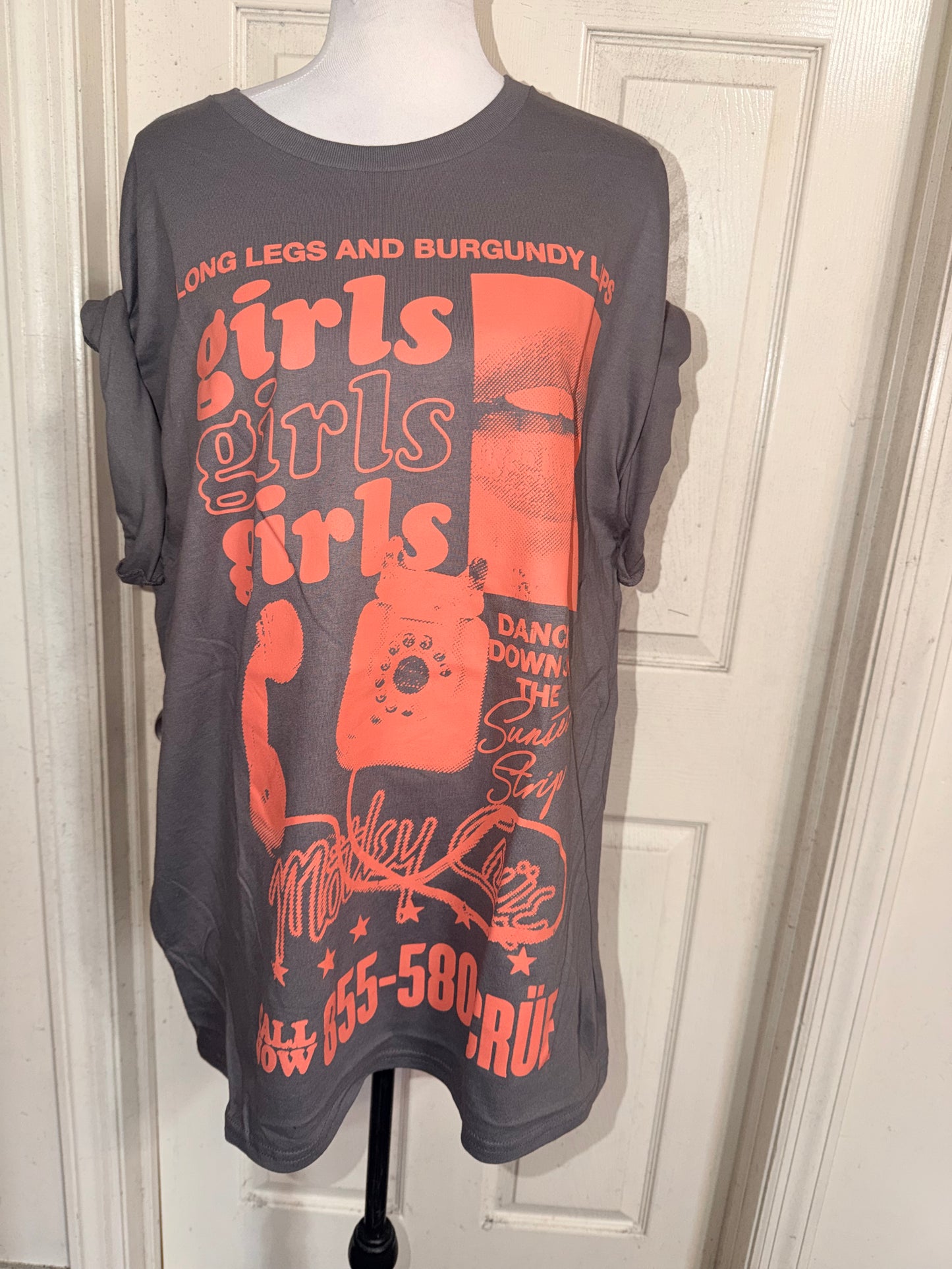 Motley Crue Oversized Distressed Tee