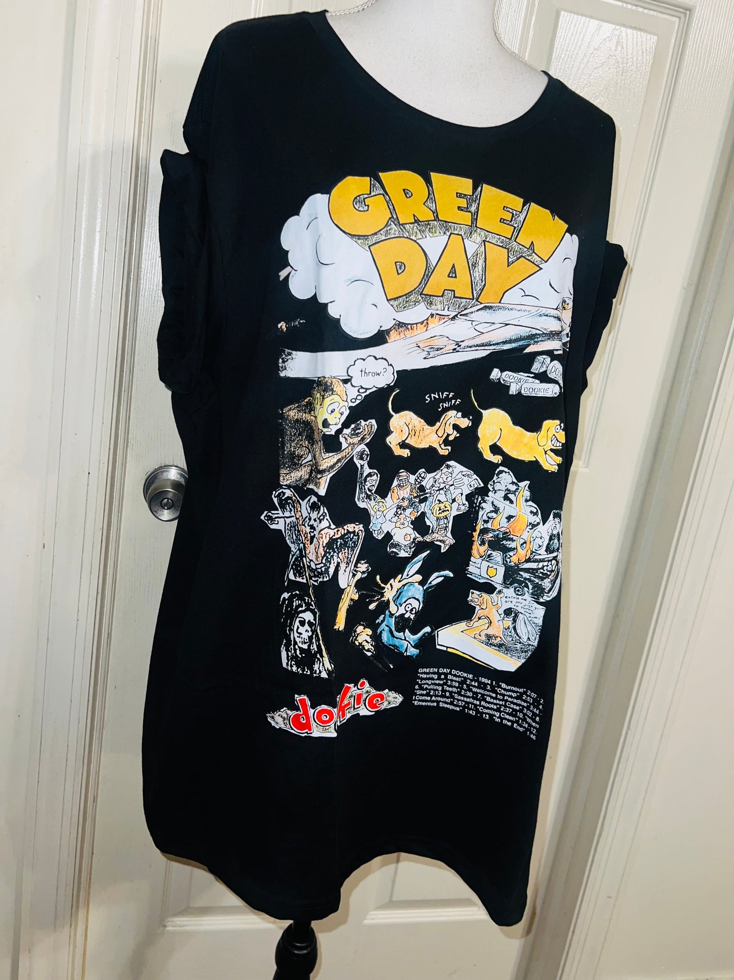 Green Day Oversized Distressed Tee