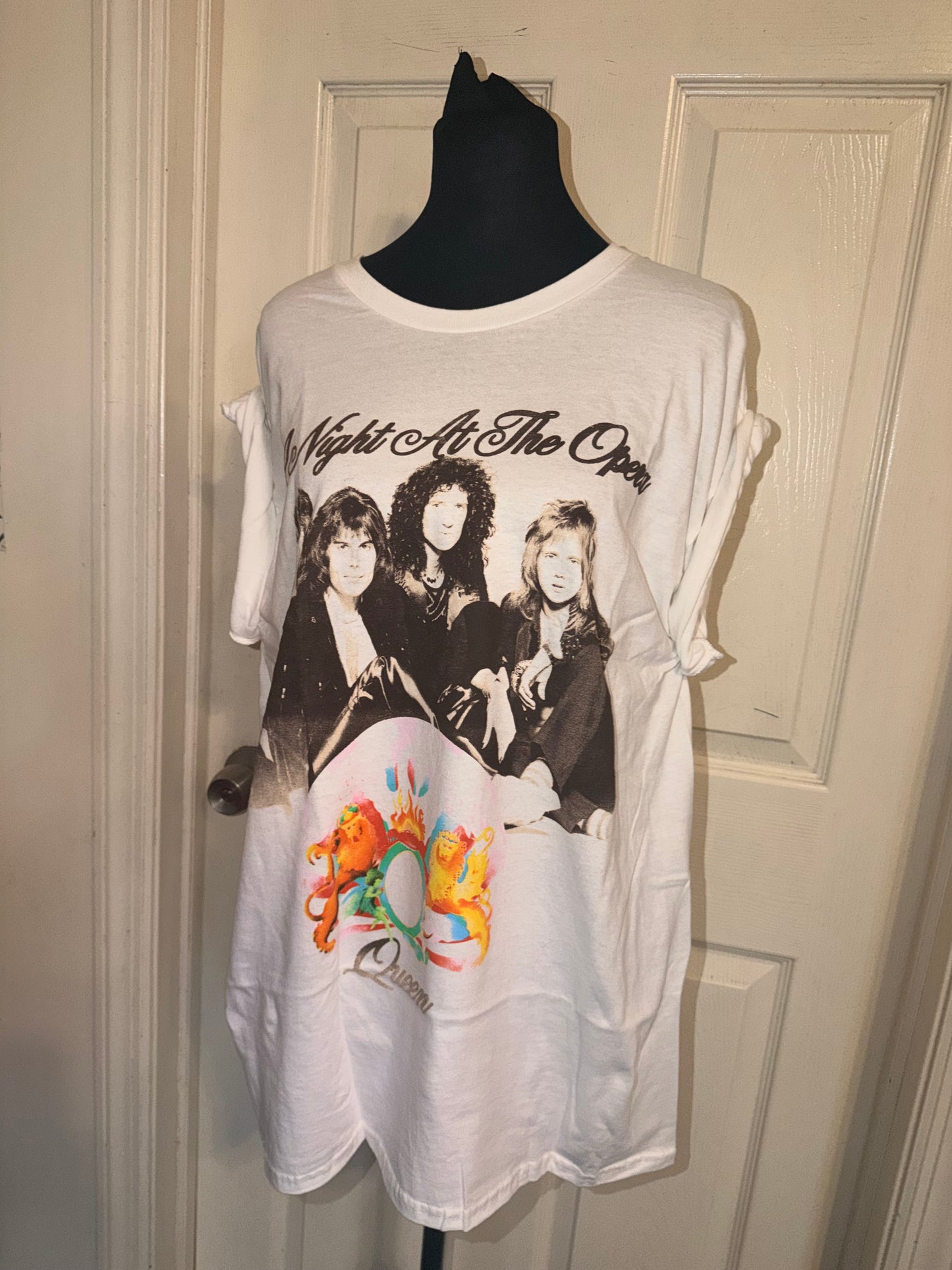 Queen Oversized Distressed Tee