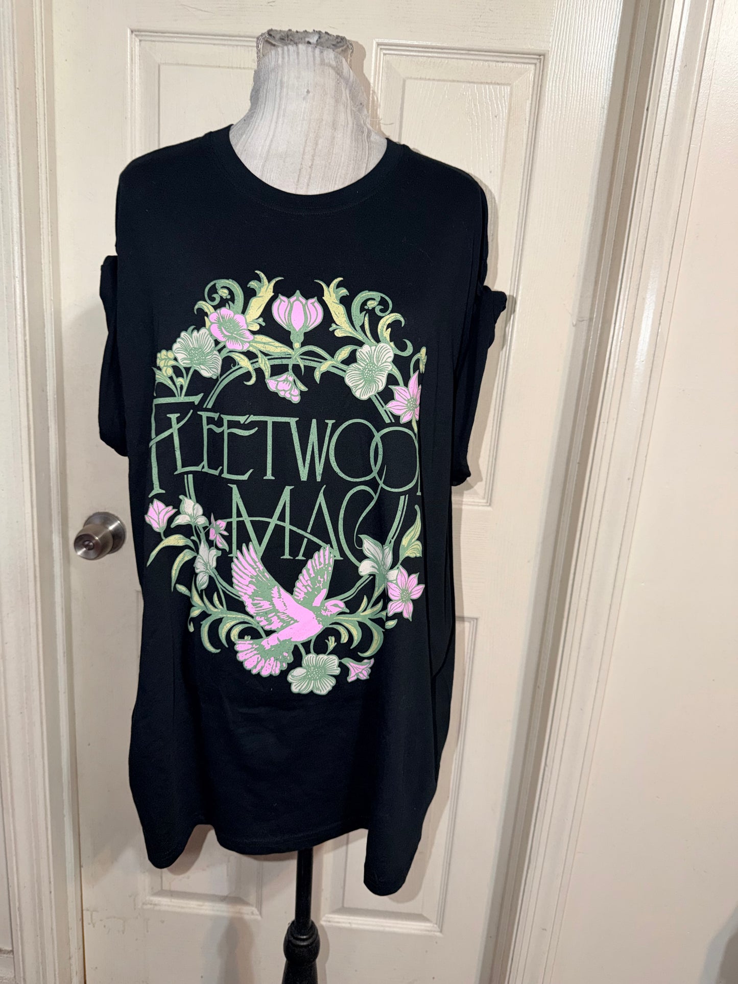 Fleetwood Mac Oversized Distressed Tee